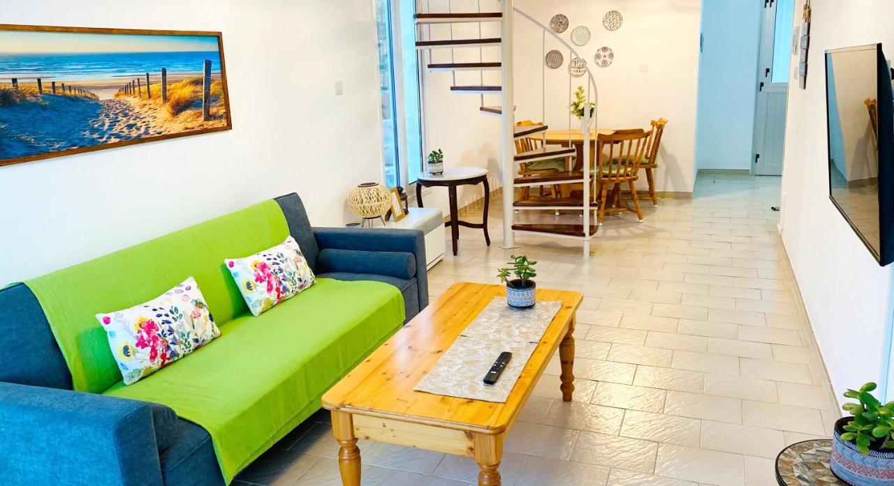 Justsmile - Seaview Maisonette In Latchi Appartement